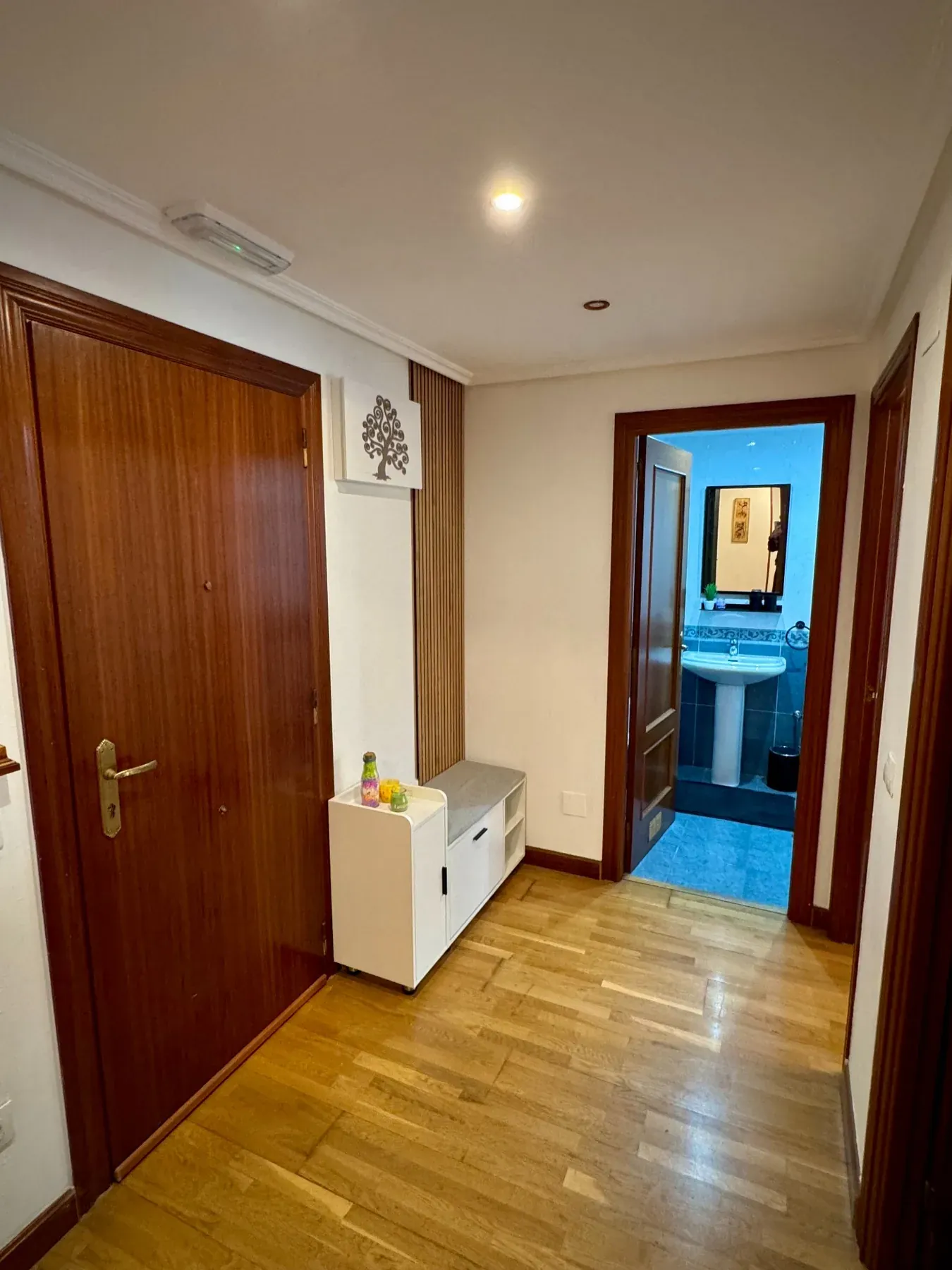 Comedor junto a la ventana