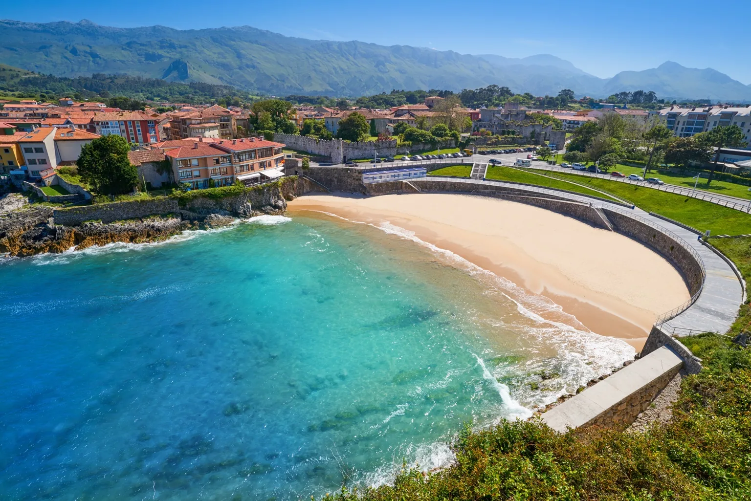 Playa del Sablón en Llanes